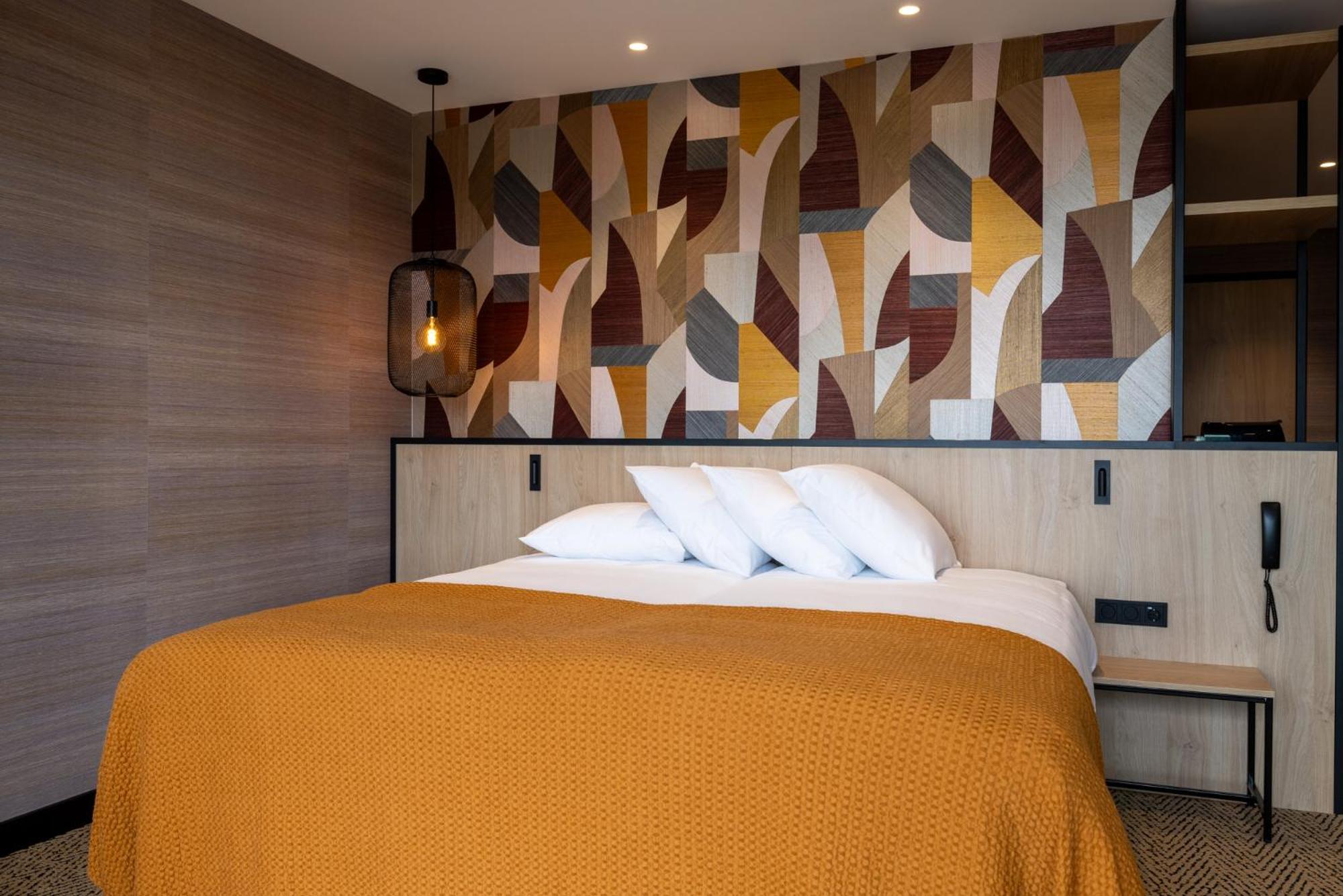 Nieuw-Amsterdam Van Der Valk Hotel Emmen מראה חיצוני תמונה